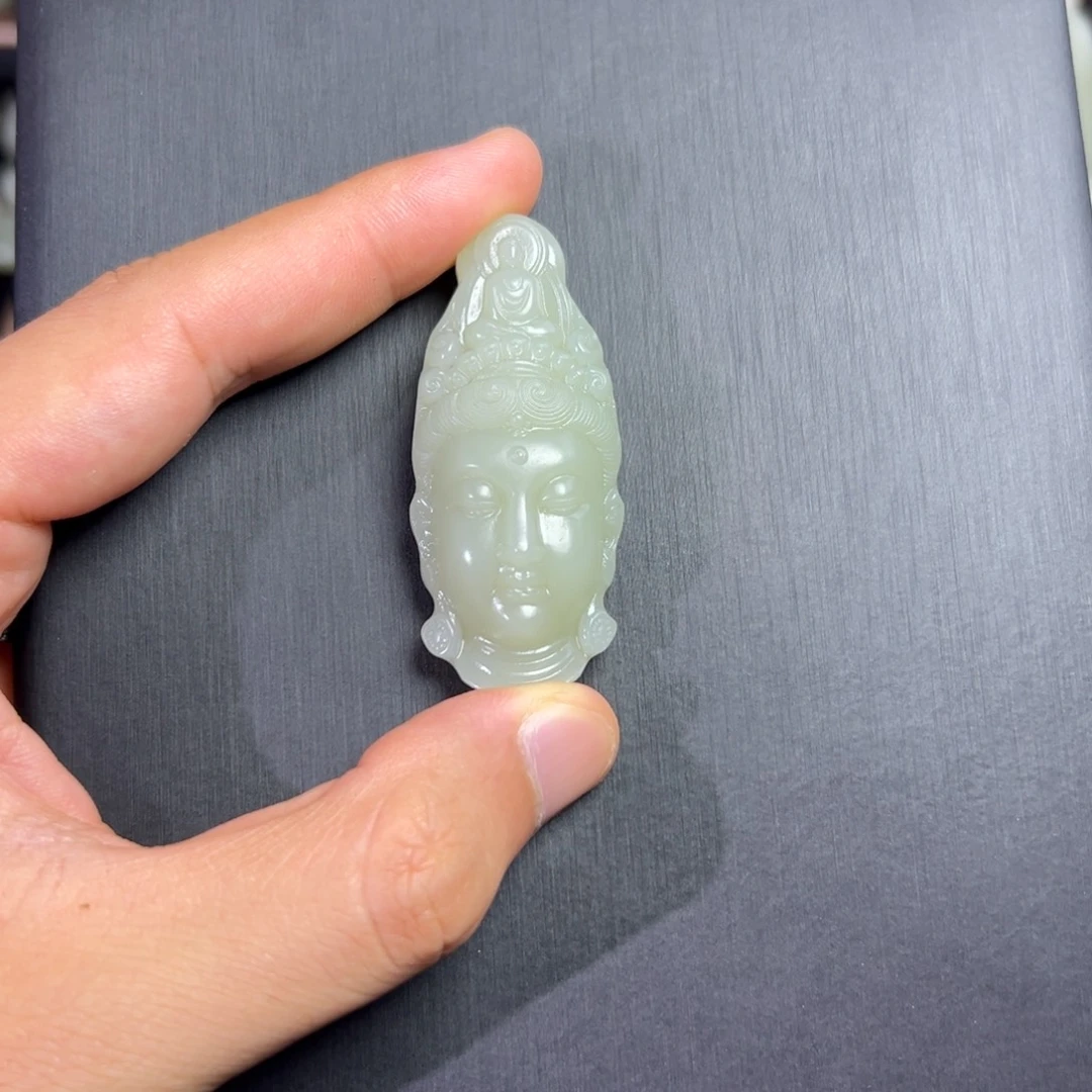 彬***哥和田玉（青白玉）未镶嵌颈饰