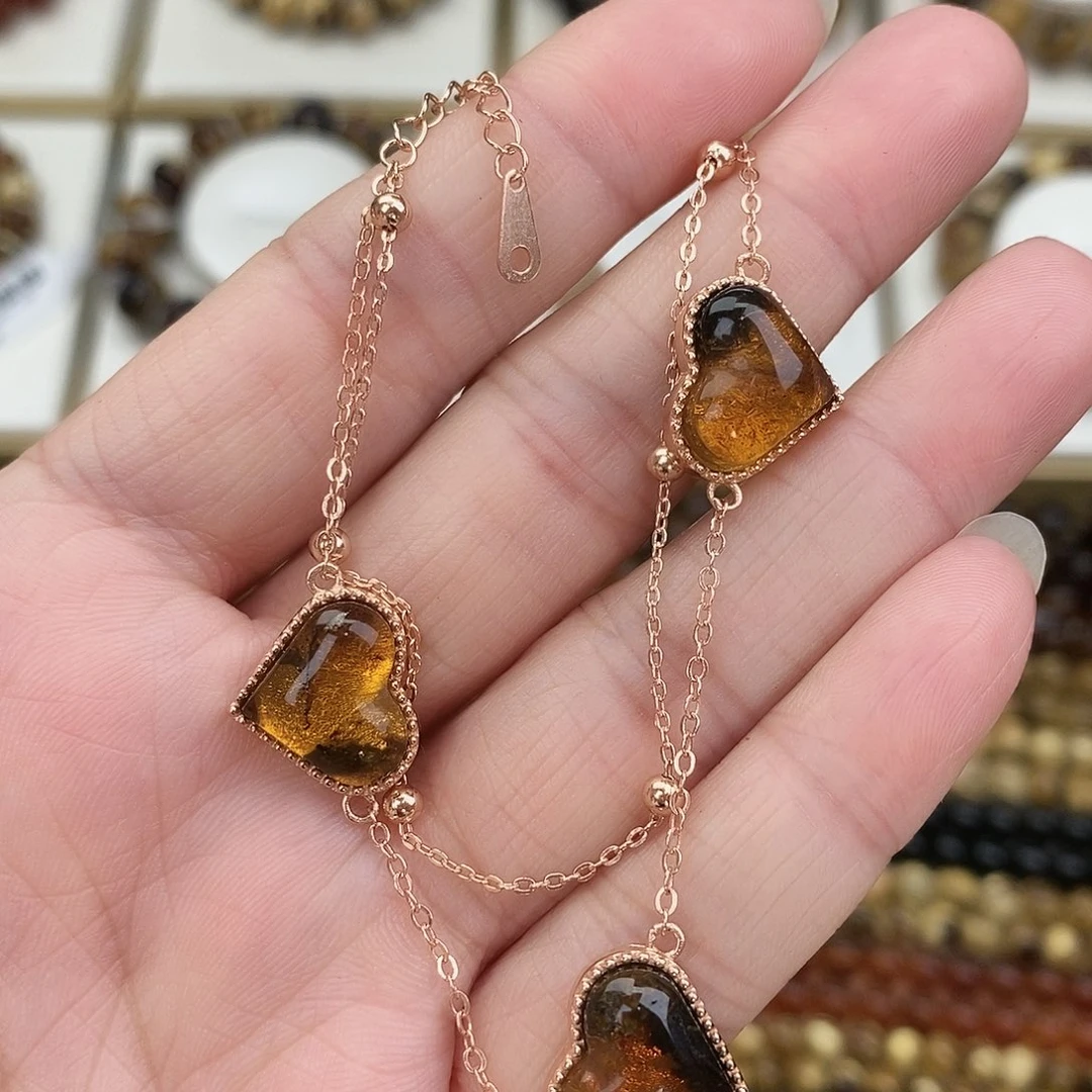 琥珀未镶嵌裸石琥珀