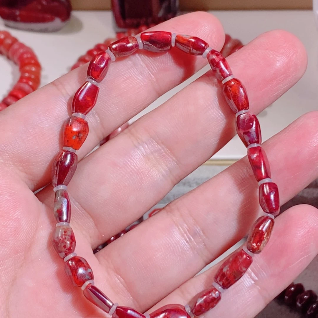天然辰砂原矿随形手串