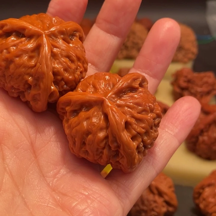 博***业文玩核桃吊坠工艺核桃