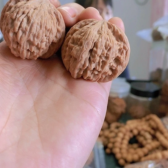 【闪购商品】把件文玩核桃38.5磨盘红皮