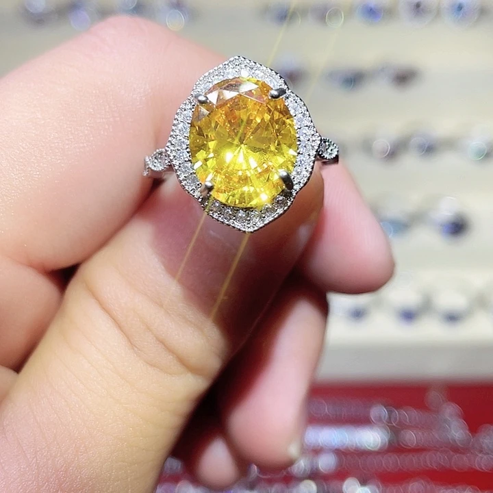 银S925镶嵌戒指黄晶1111