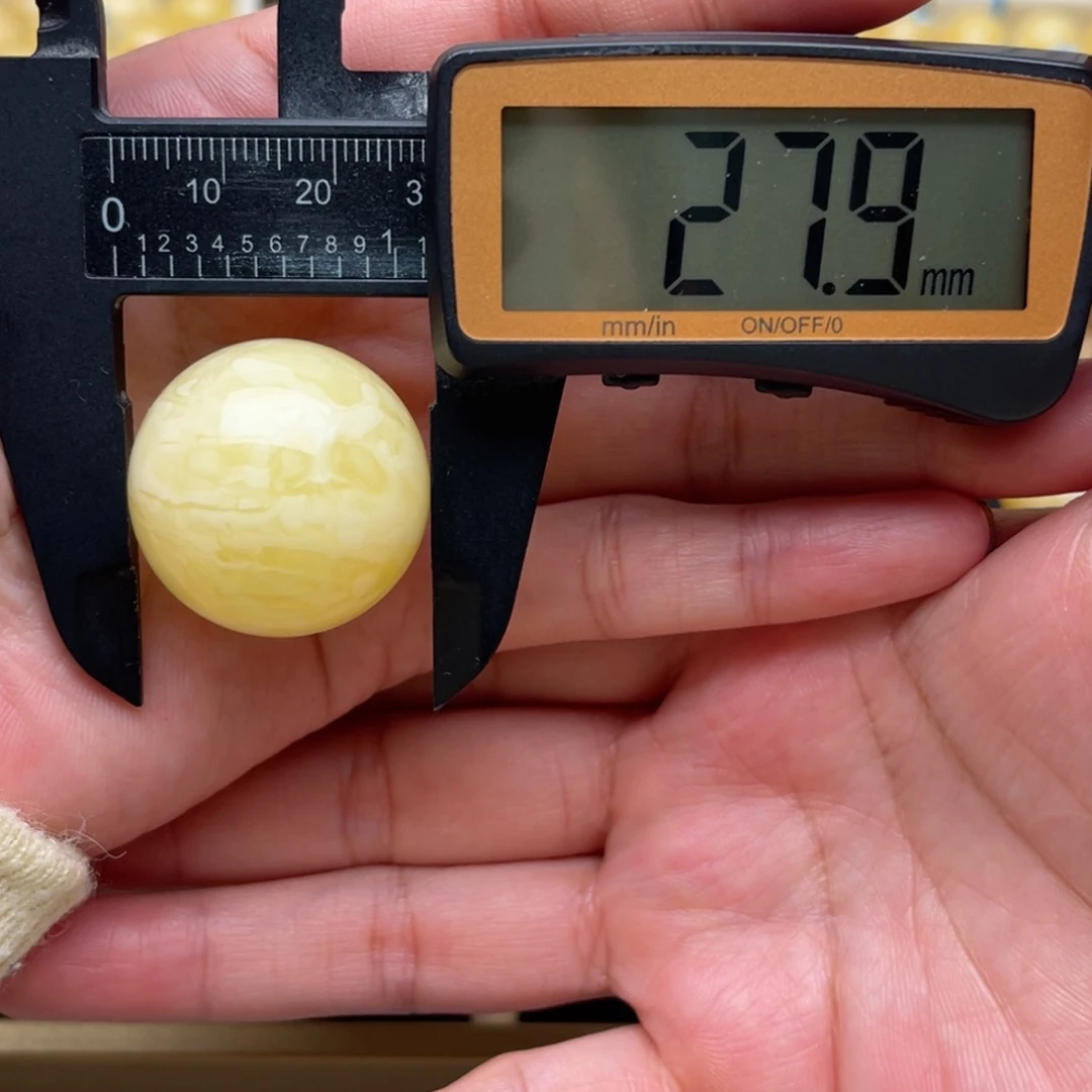 琥珀未镶嵌裸石蜜蜡圆珠笑