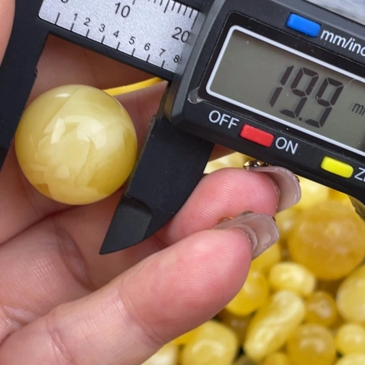 蜜蜡未镶嵌裸石734