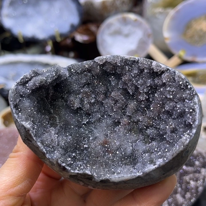 未镶嵌珠宝半成品水晶绿晶窝