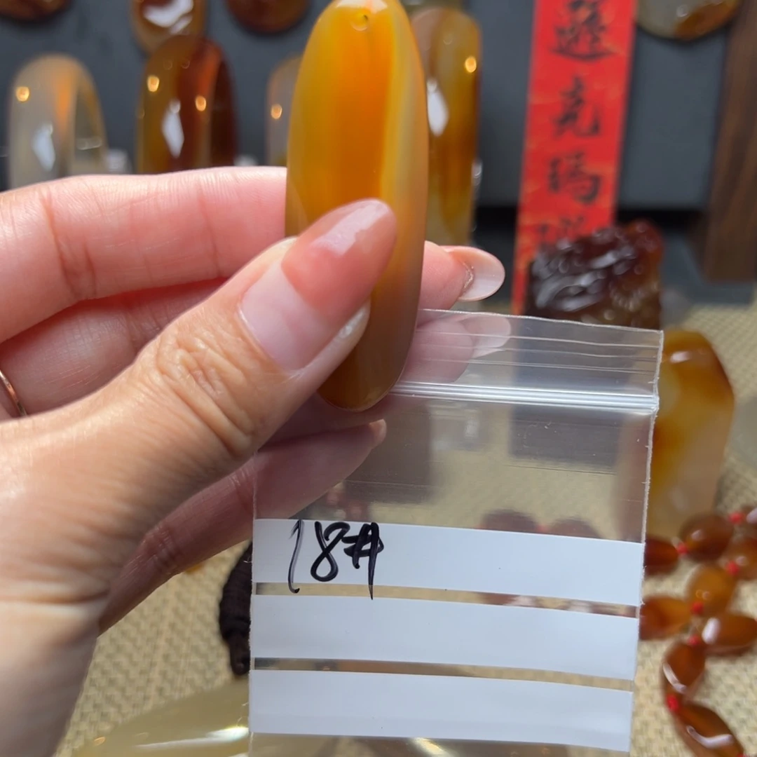 玛瑙/玉髓颈饰合金茗18