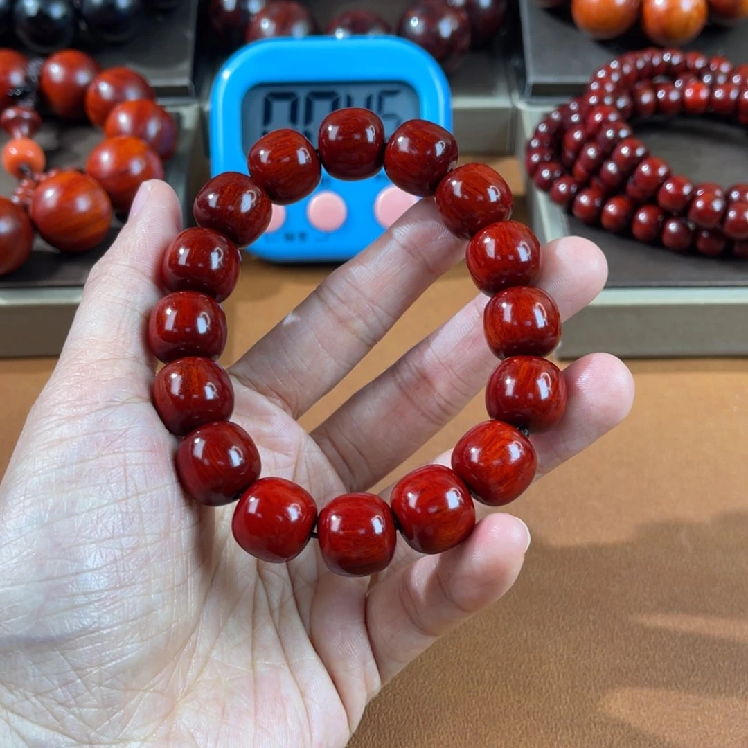 山***川檀香紫檀（小叶紫檀）