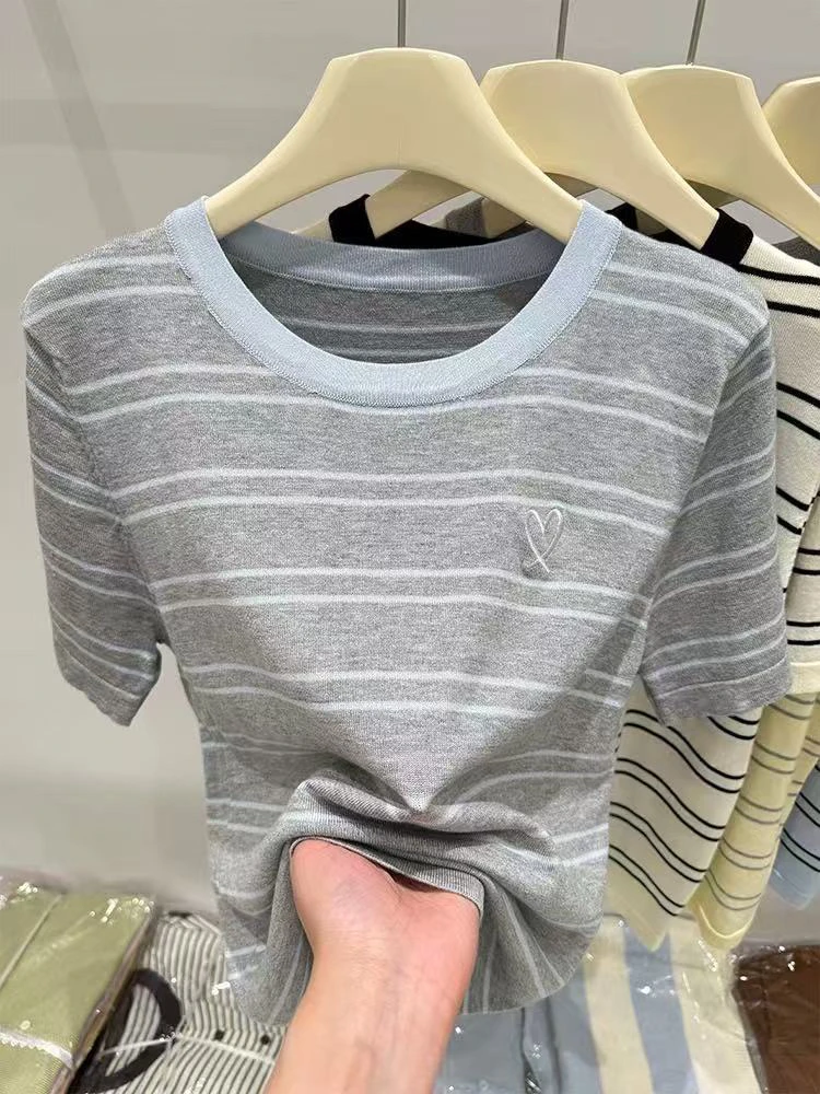 2025年夏新款桃心条纹半袖