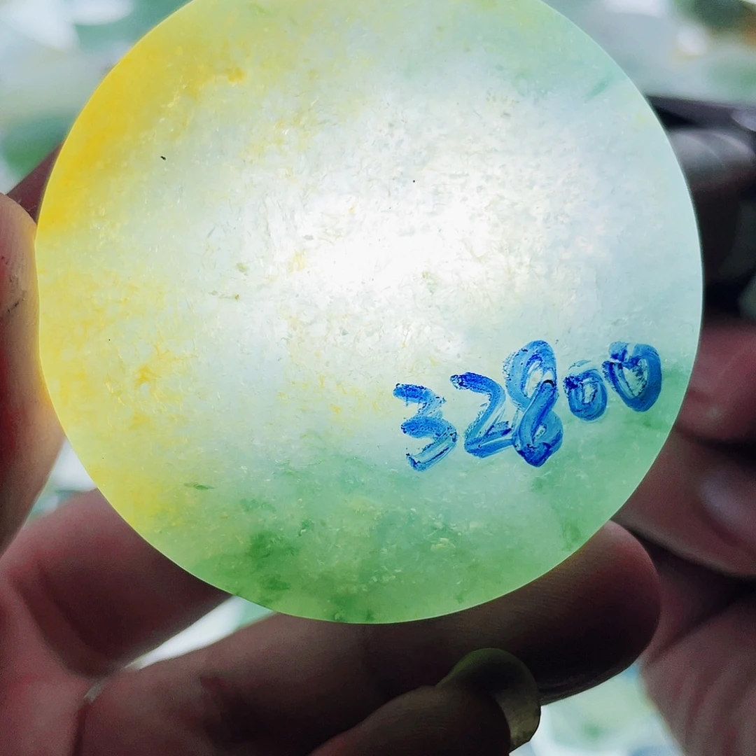 定制翡翠未镶嵌天然翡翠雕刻定制