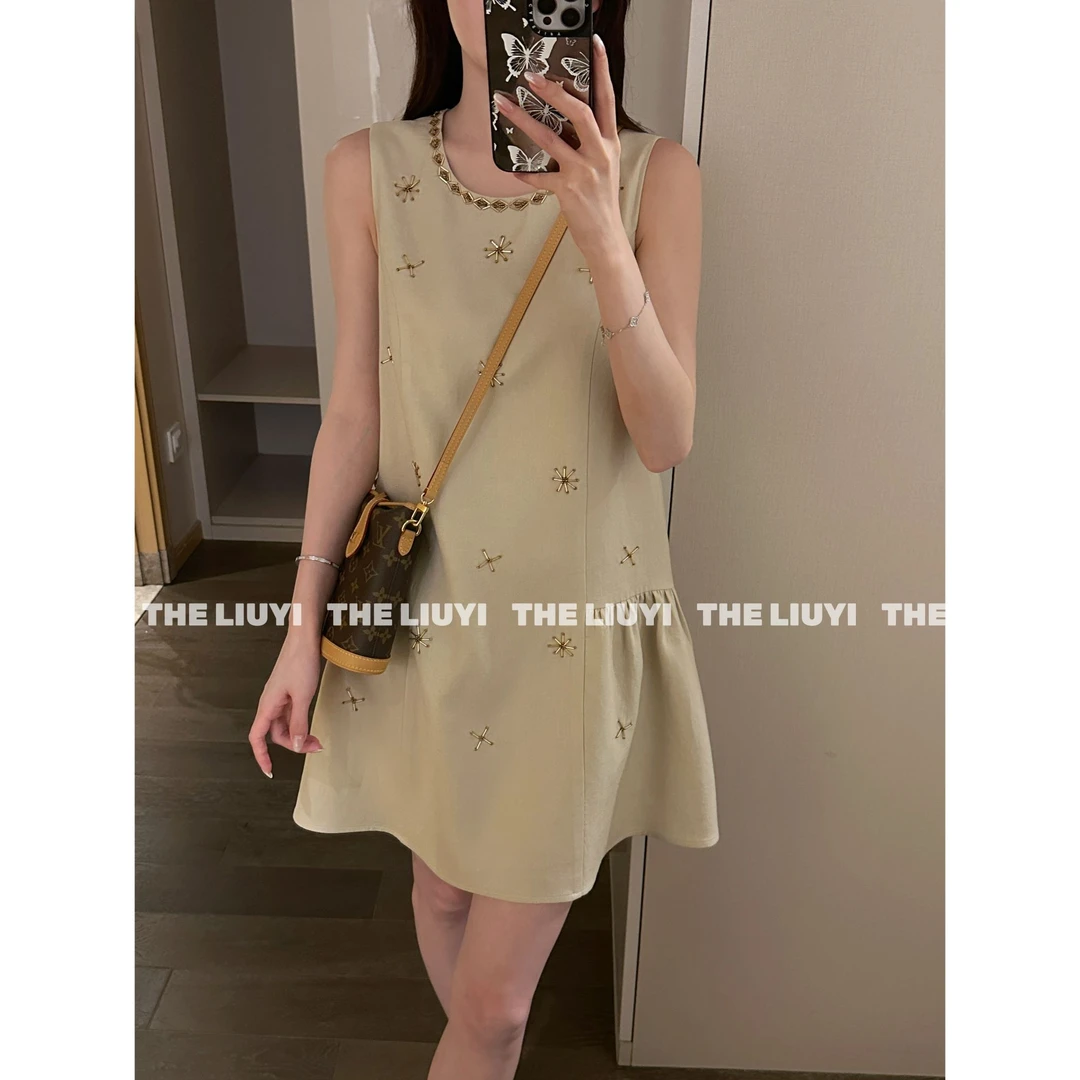 【LIUYI】高奢线亚麻绣珠无袖背心连衣裙57121