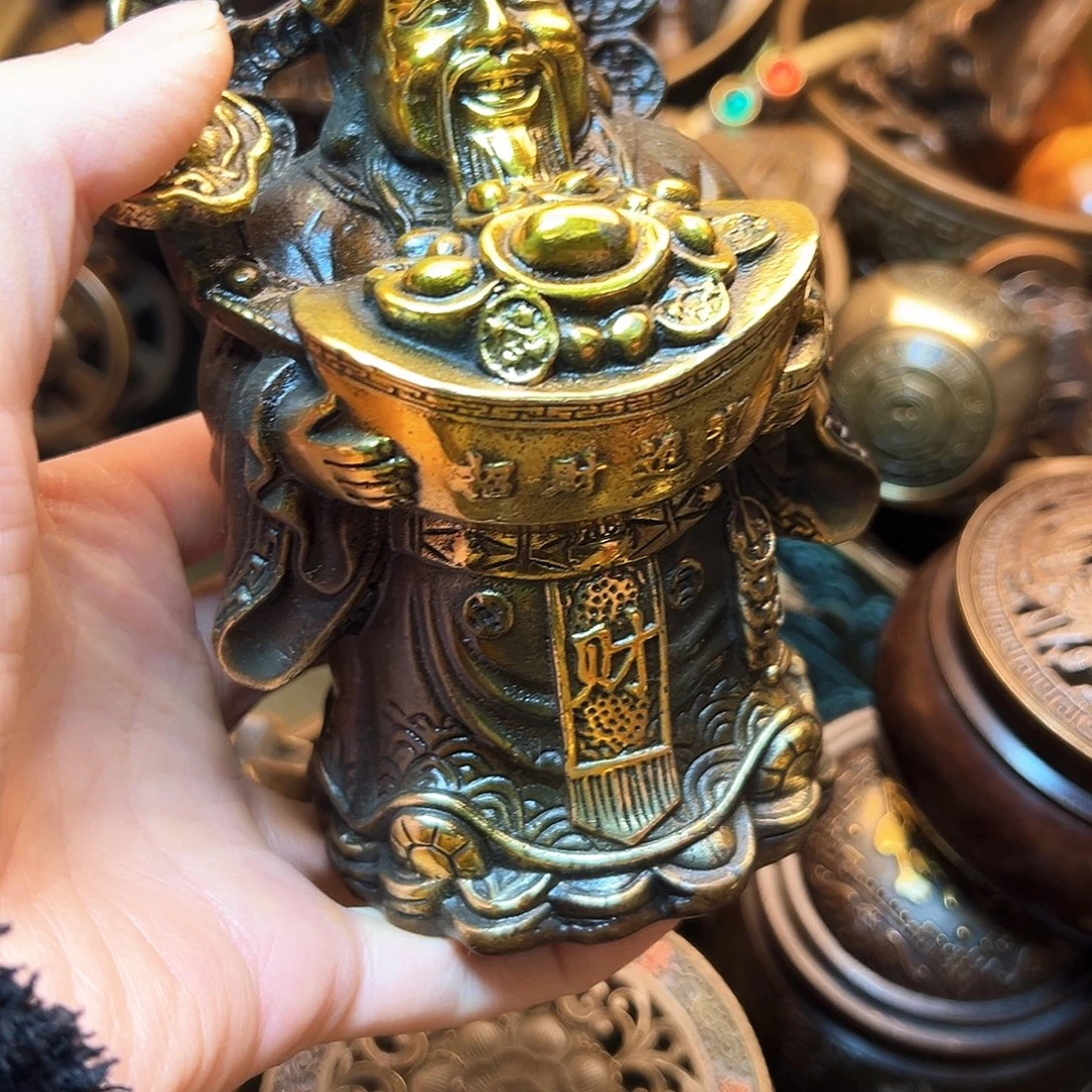 精美铜器工艺品等