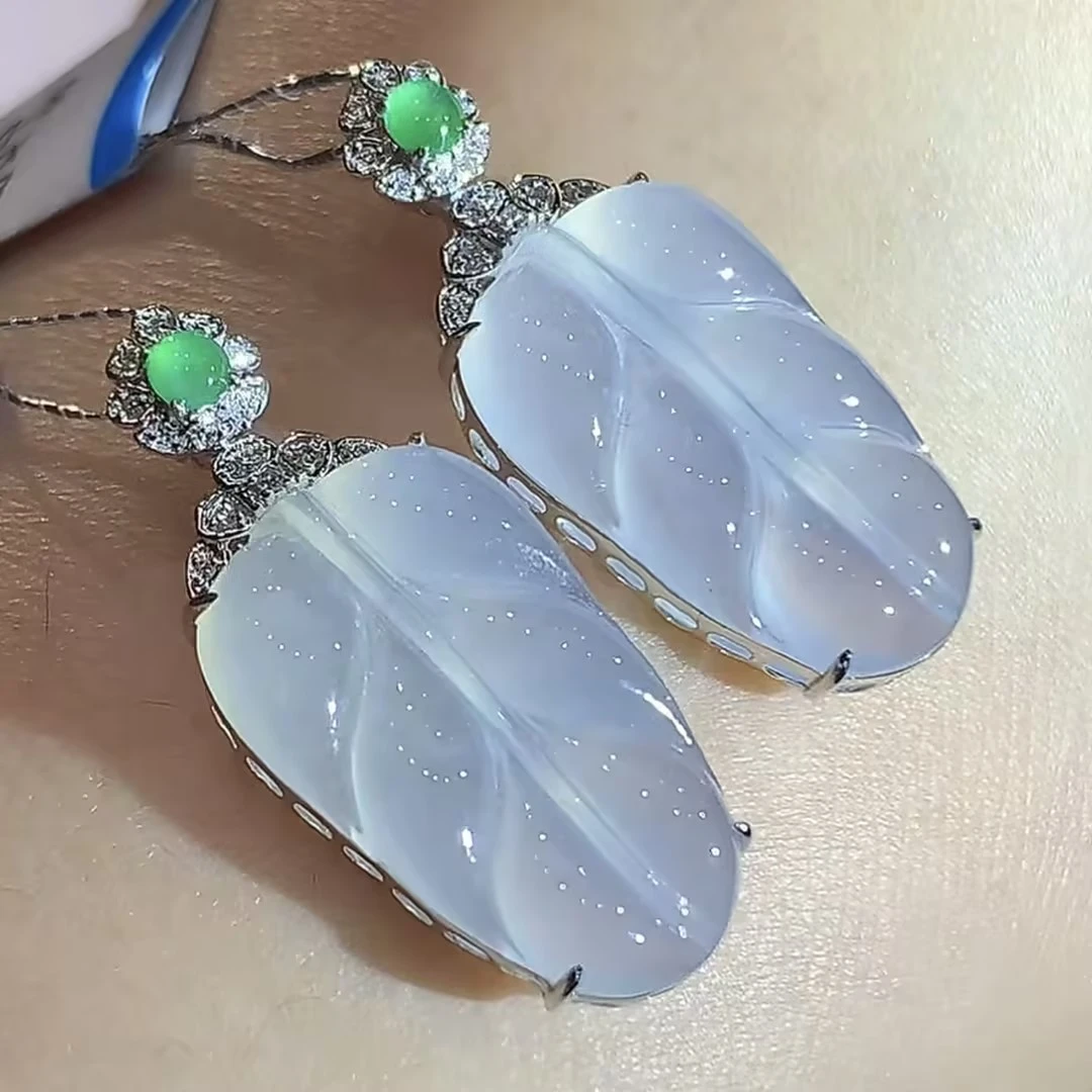 翡翠 18K 缅甸A货翡翠吊坠 X2409 多样性发其一