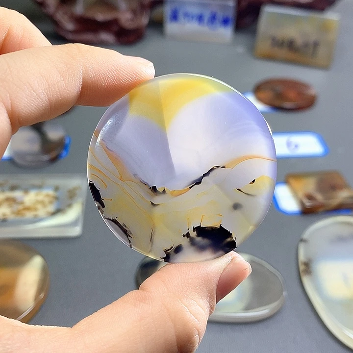 未镶嵌颈饰玛瑙/玉髓