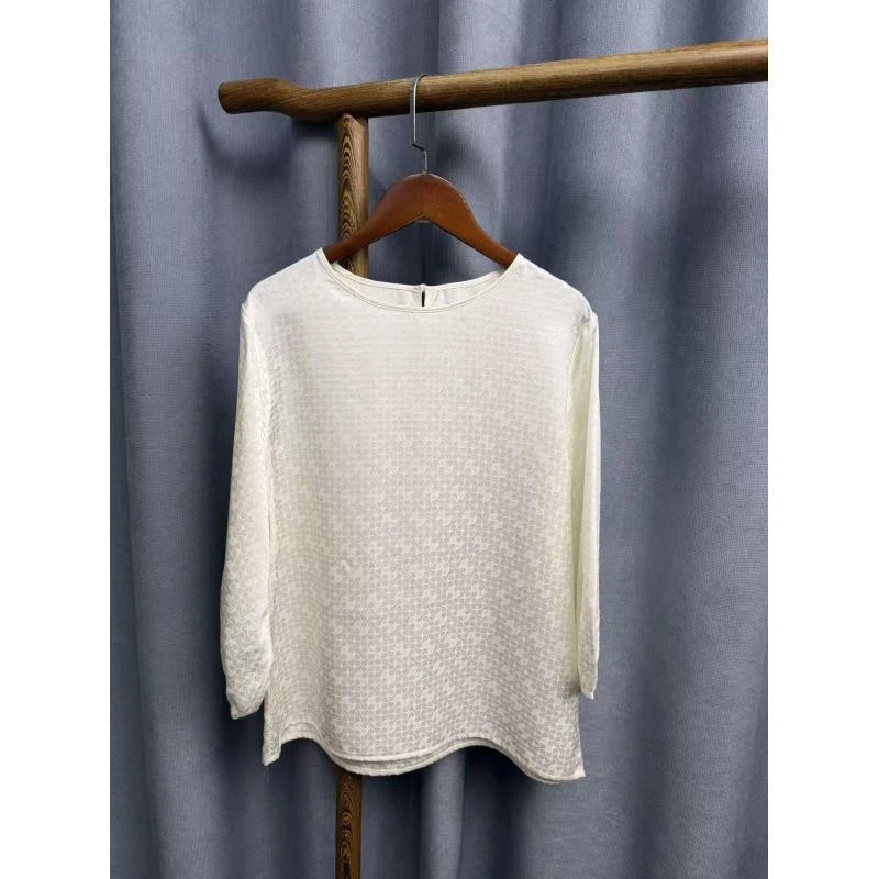 2025秋季新款休闲时尚圆领桑蚕丝花萝提花七分袖上衣女A085