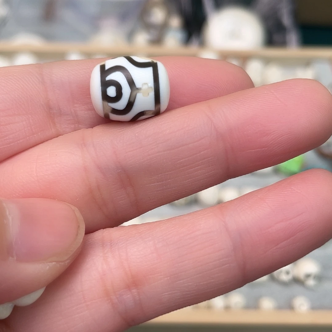 手串/手链/手镯猛犸象牙小天珠灰色款