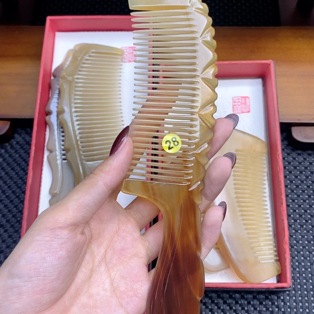 纯手工制作纯牛角梳子静*