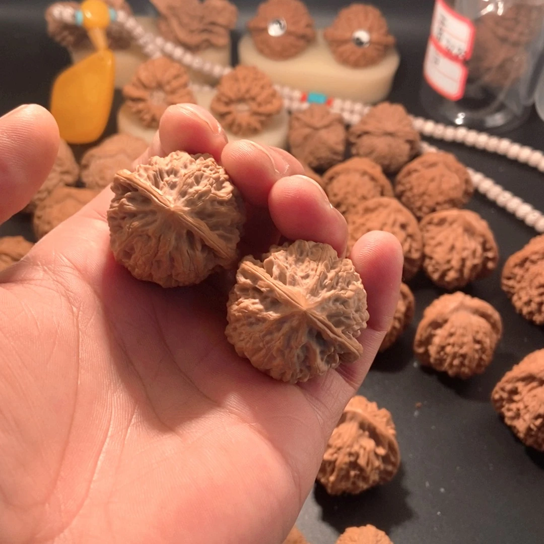 吊坠文玩核桃38金牛