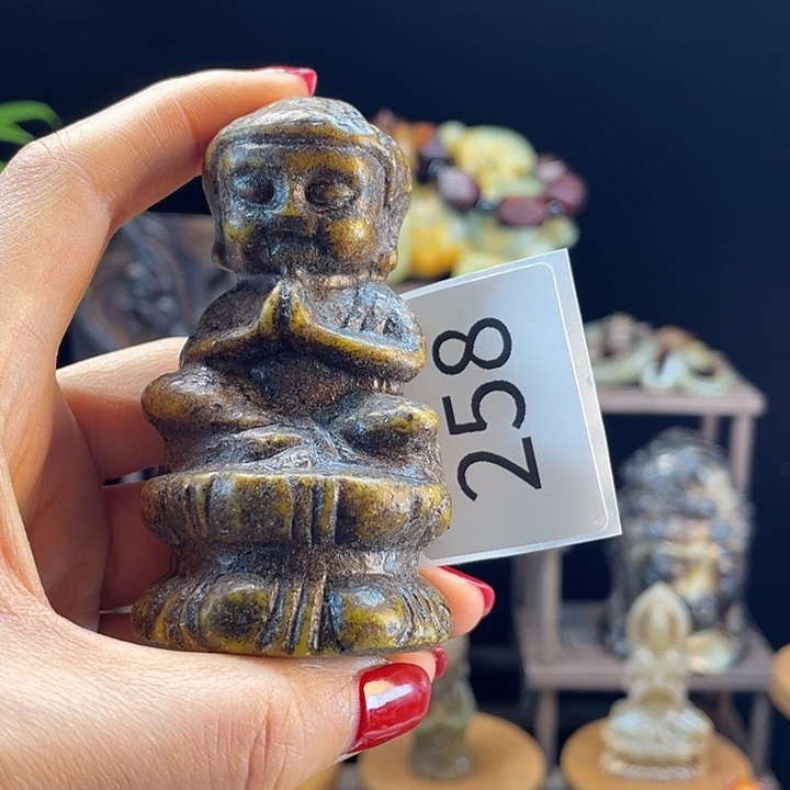 和田玉（糖玉）未镶嵌挂件