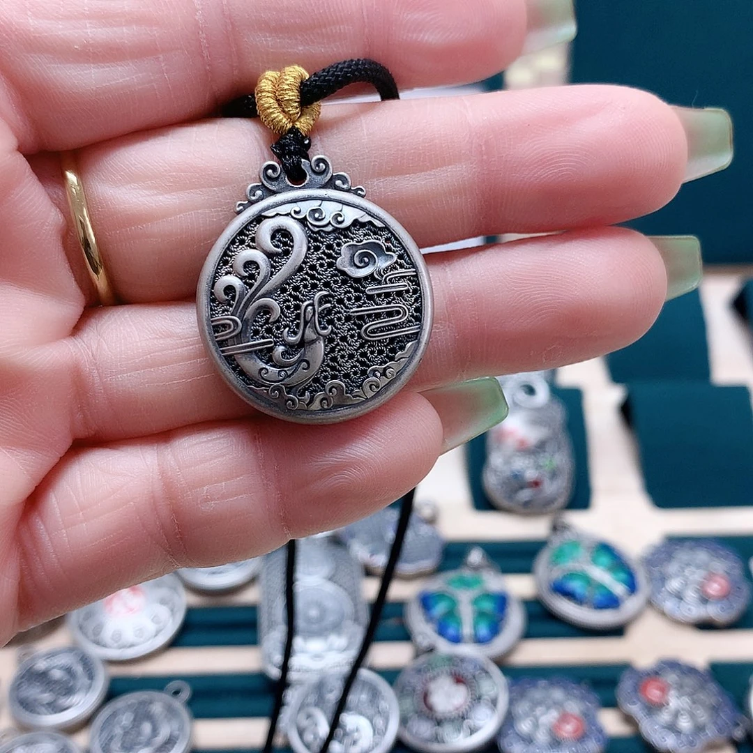 足银玻璃足银吊坠