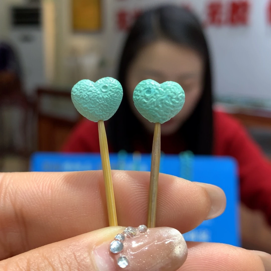 绿松石配饰未镶嵌