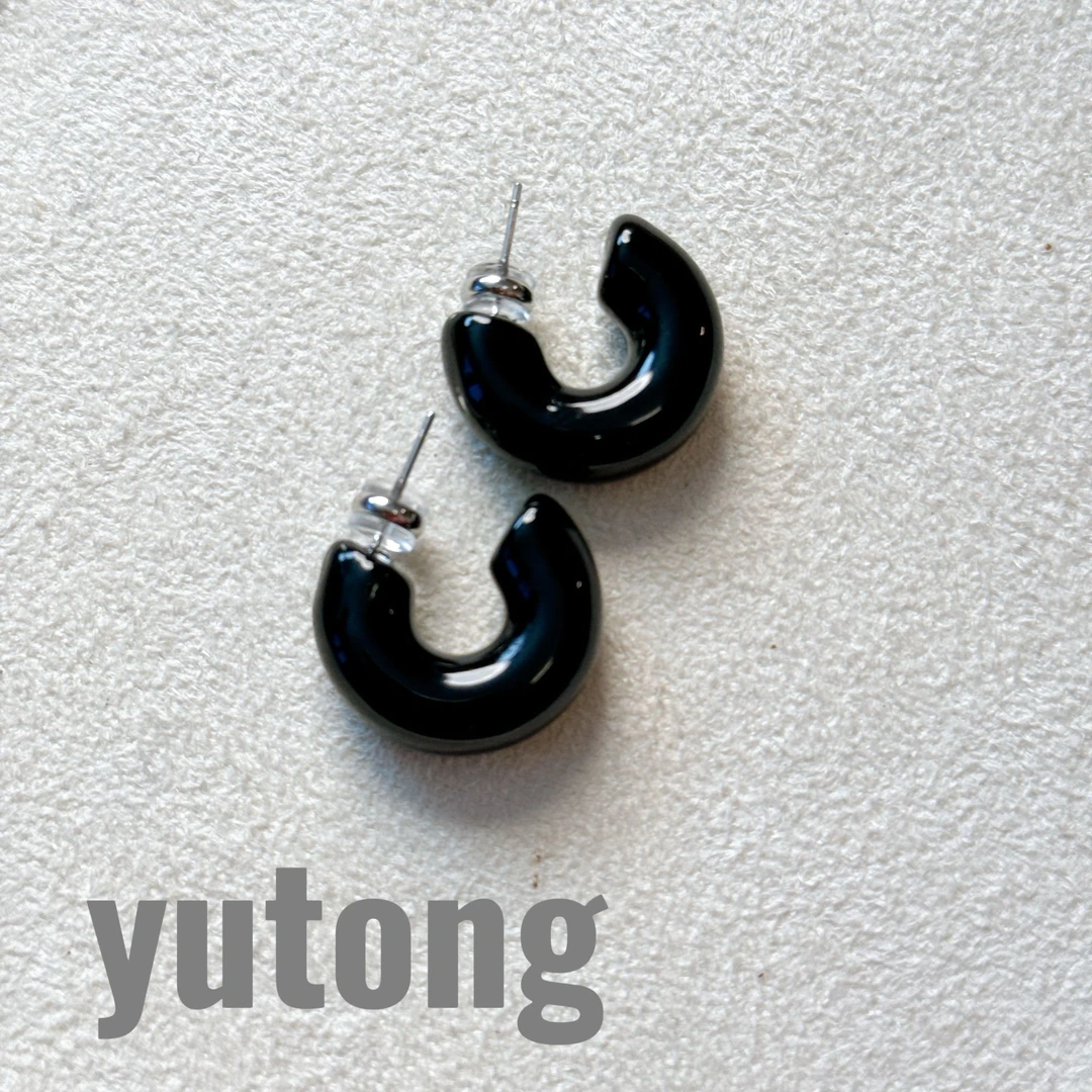 铜合金树脂耳饰 【雨桐轻奢饰品】设计款耳环YT03660