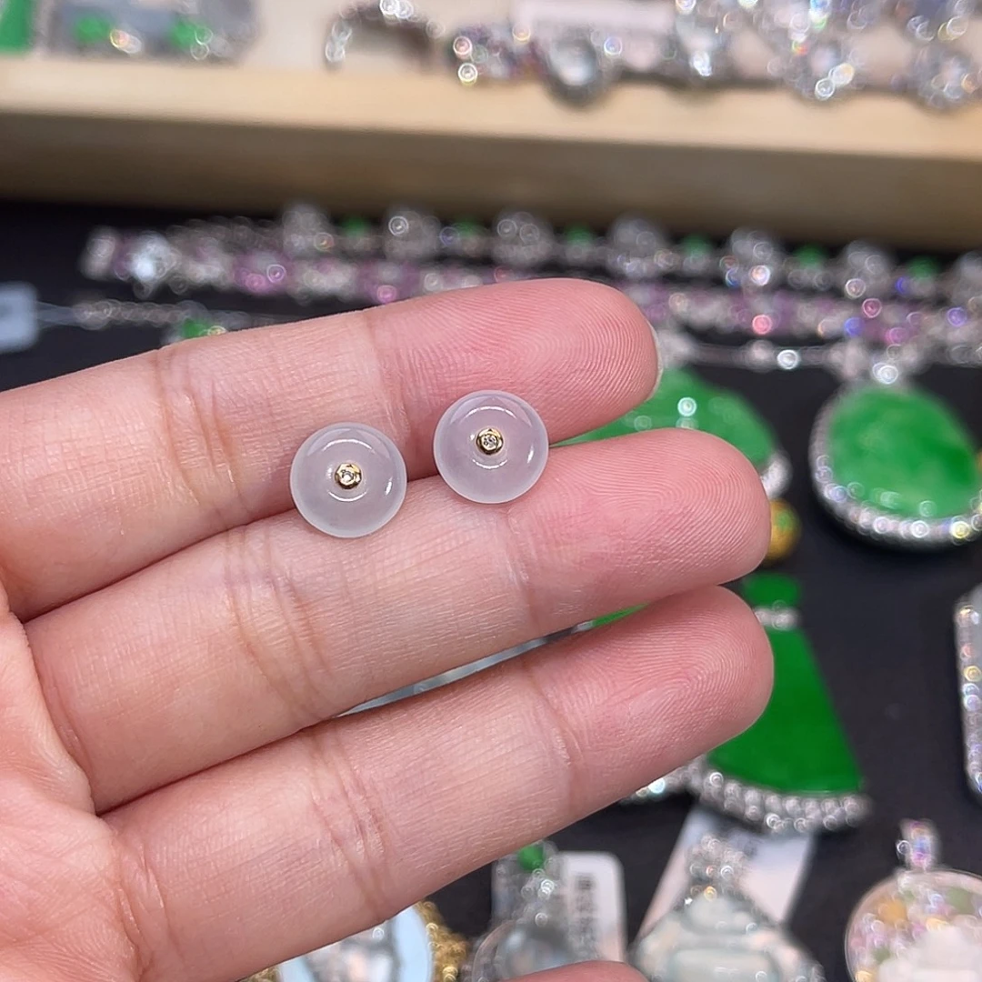 翡翠18K金镶嵌耳饰平安扣