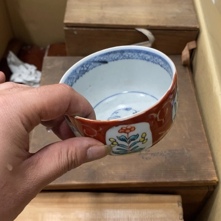 雨****中古品有微瑕，谨慎入手