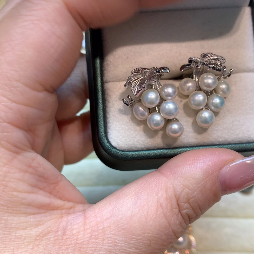 淡水珍珠耳饰未镶嵌