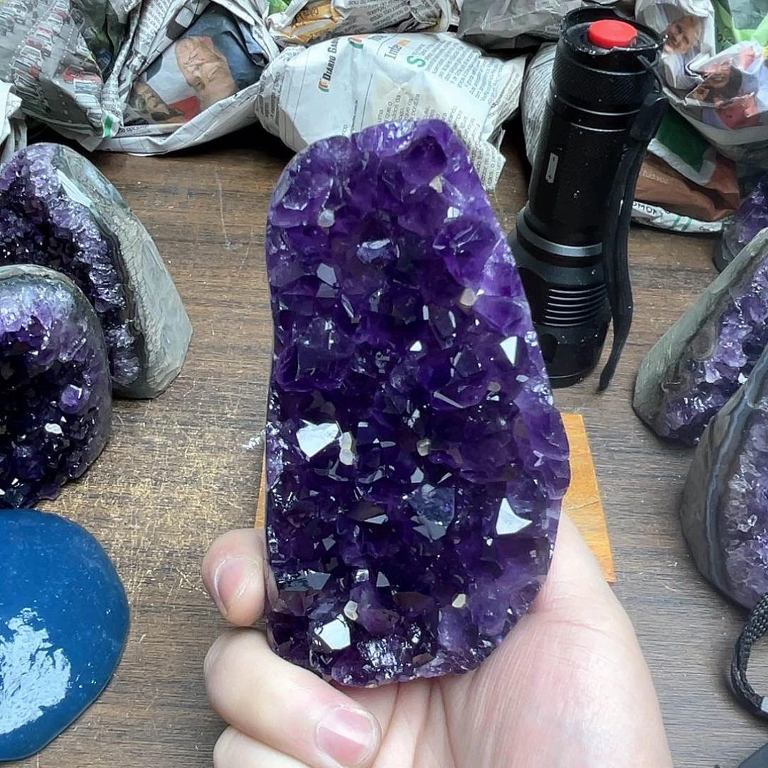 紫晶大型摆件（非配饰）未镶嵌
