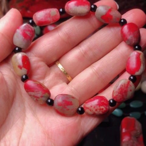 昌化鸡血石昌化鸡血石手链