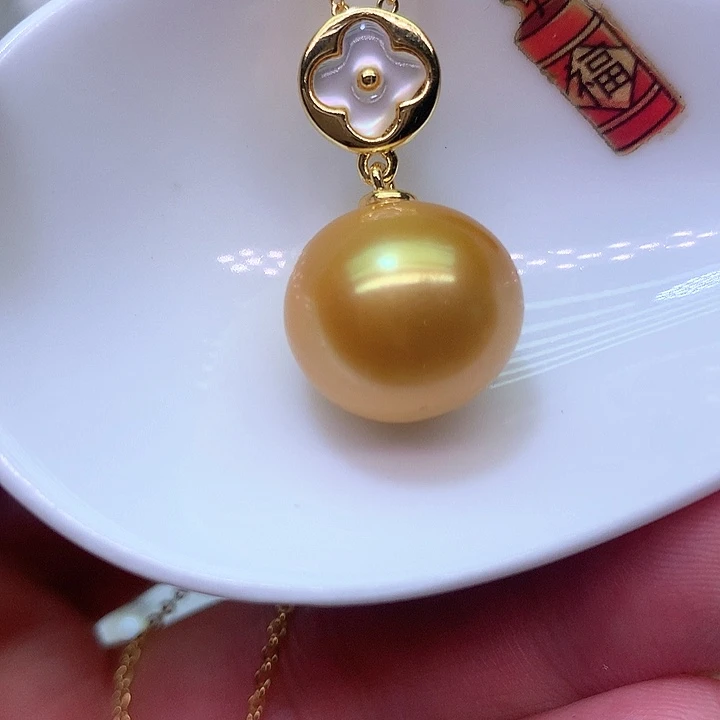 银S925镶嵌耳饰淡水珍珠