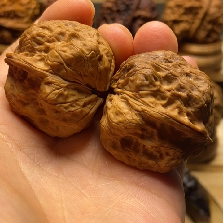 文玩核桃把件青蛙王子