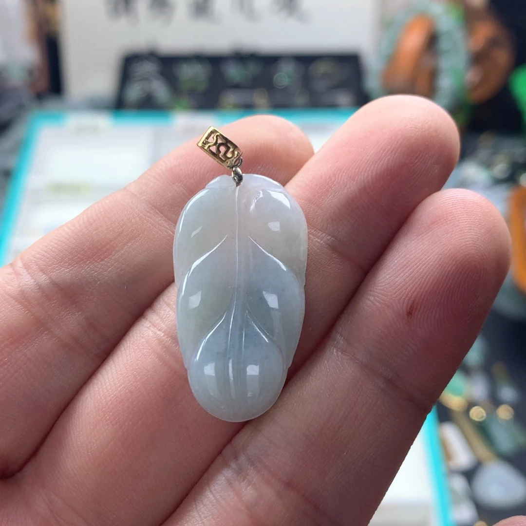 颈饰银S925镶嵌翡翠
