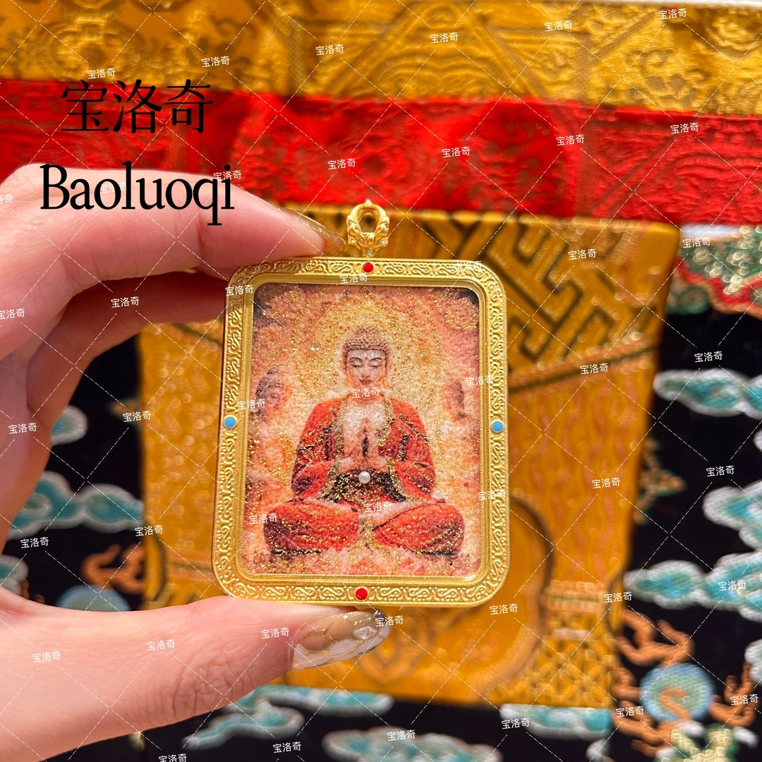 BLQTK-028 红衣双手合十释迦摩尼三方佛CC库手工砂双面唐卡