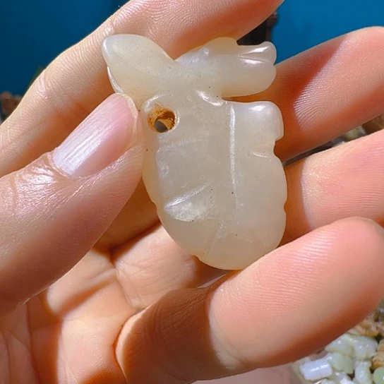 未镶嵌和田玉（糖玉）挂件