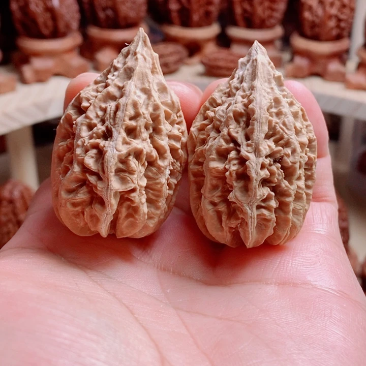 文玩核桃把件金丝塔