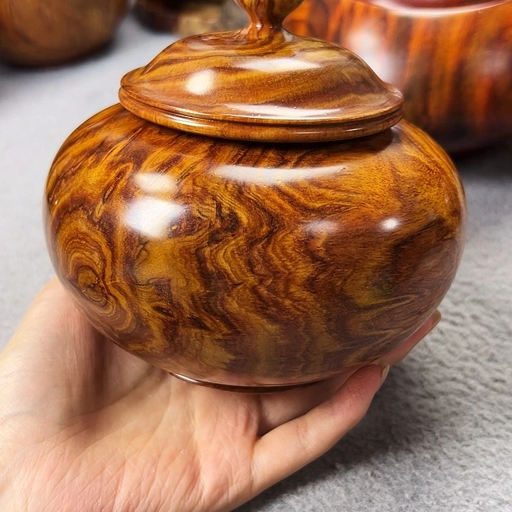 c***?越南黄花梨茶叶罐一个