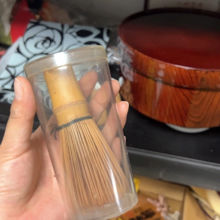 盖碗瓷器直播放漏中