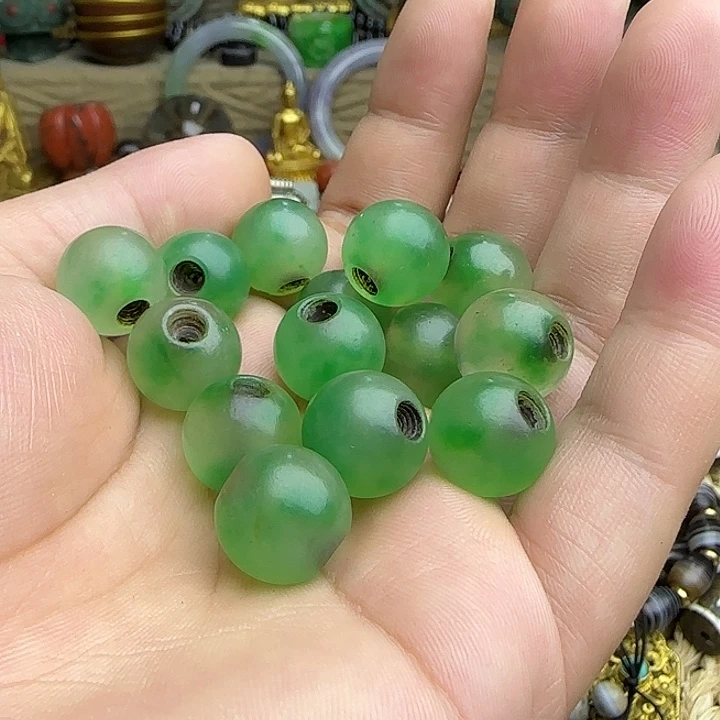 峰***哥白玉菩提吊坠精品