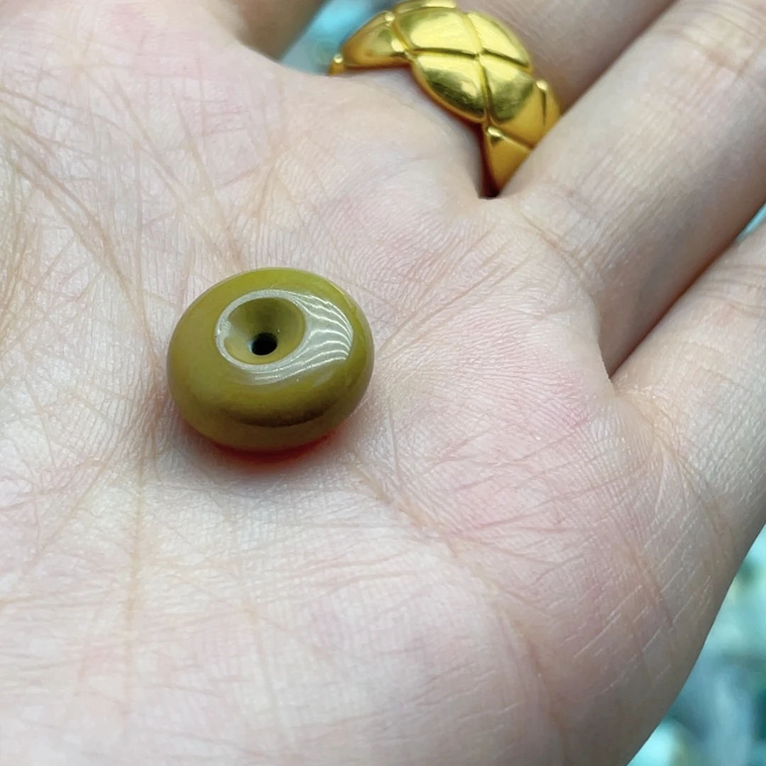 南红玛瑙未镶嵌珠宝奇石