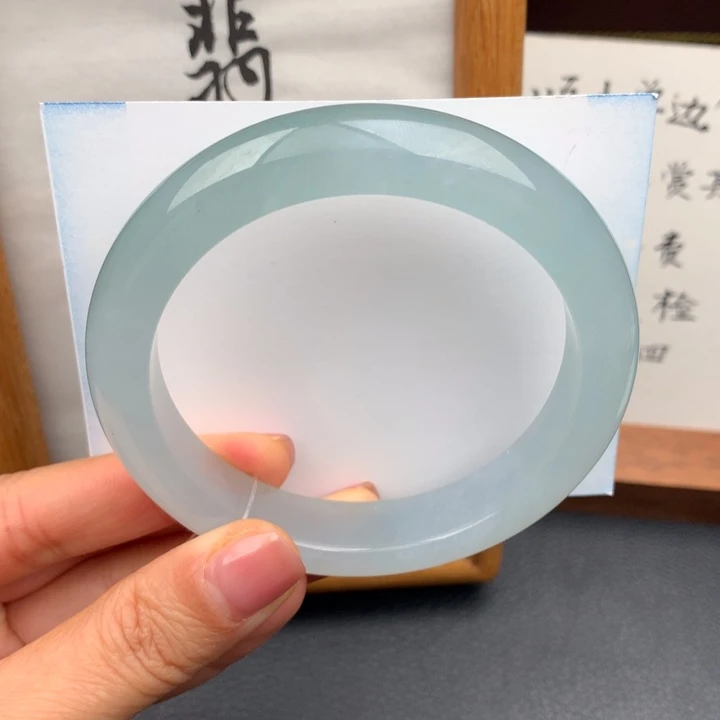 翡翠手镯未镶嵌翡翠手镯59
