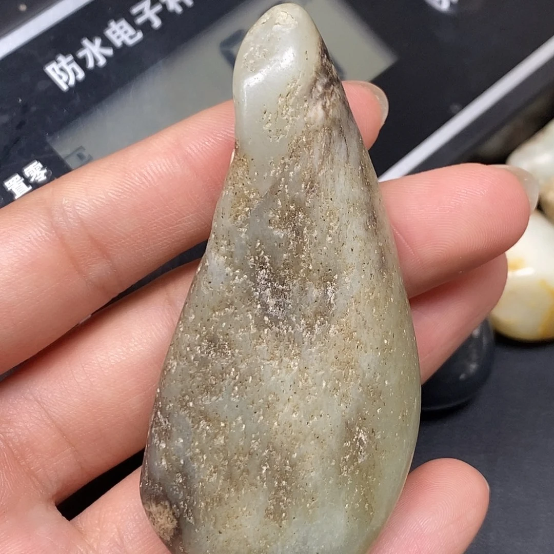 和田玉（糖玉）未镶嵌挂件