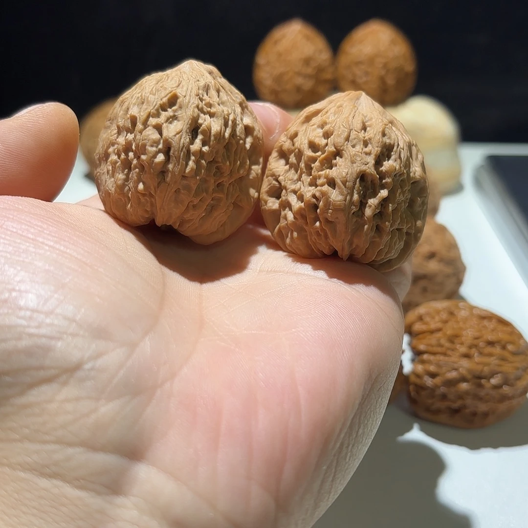 吉***王吊坠桃核涿鹿南将38凹底拉丝