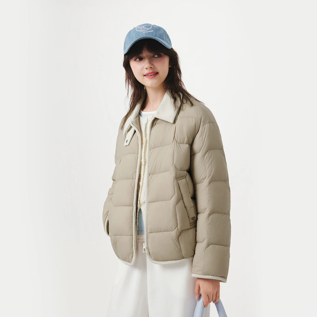 坦博尔25年轻薄时尚女款巴恩风羽绒服TB5330226Z