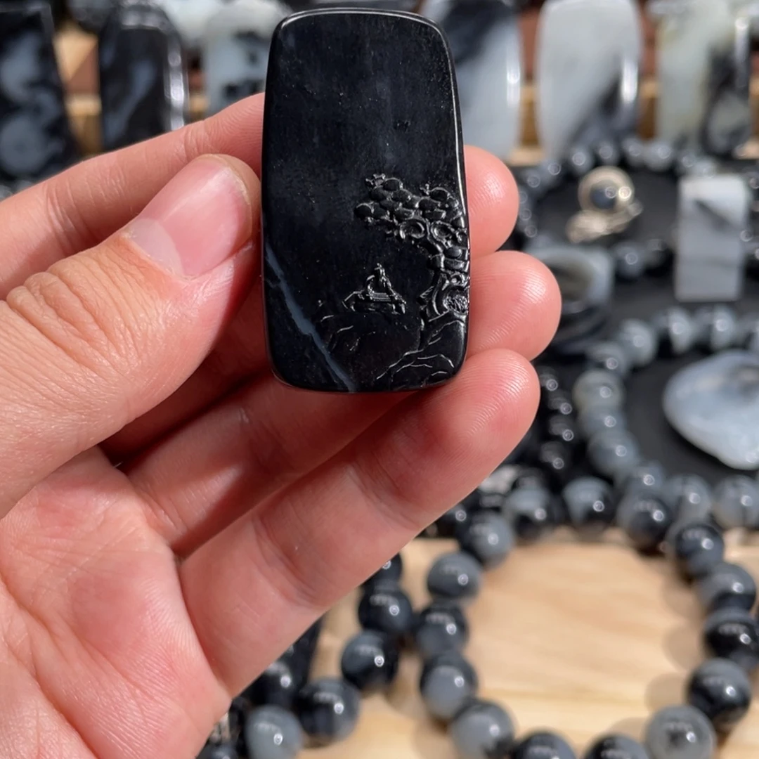 和田玉未镶嵌手串