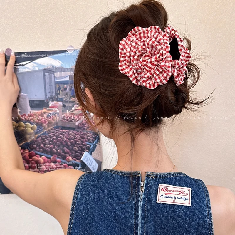 法式温柔格子玫瑰抓夹女2025新款发夹后脑勺显发量鲨鱼夹子高级感