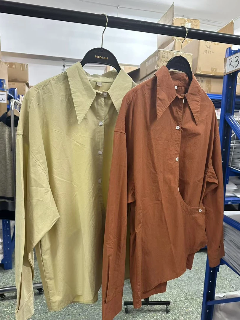 TITANIA INGLIS 精致翻领女衬衣 -4027