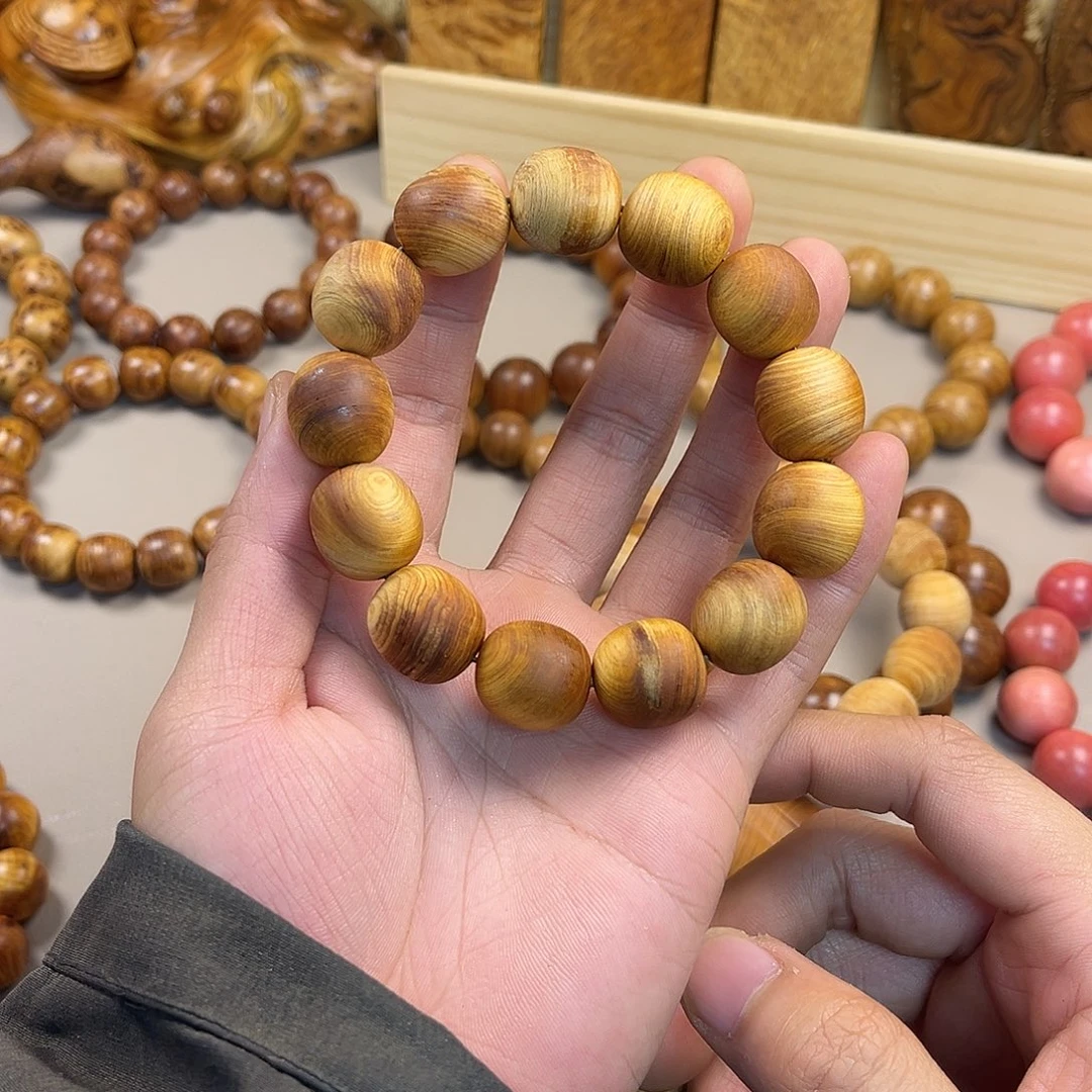 奔***豆柏木（崖柏）手串/手链16/18黑油皂珠
