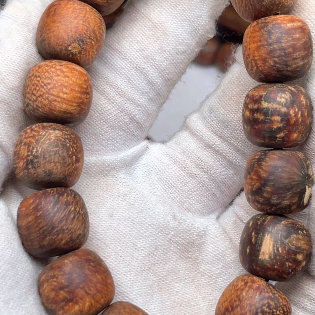 贡木呐**内定制产品1314虫漏瑕疵