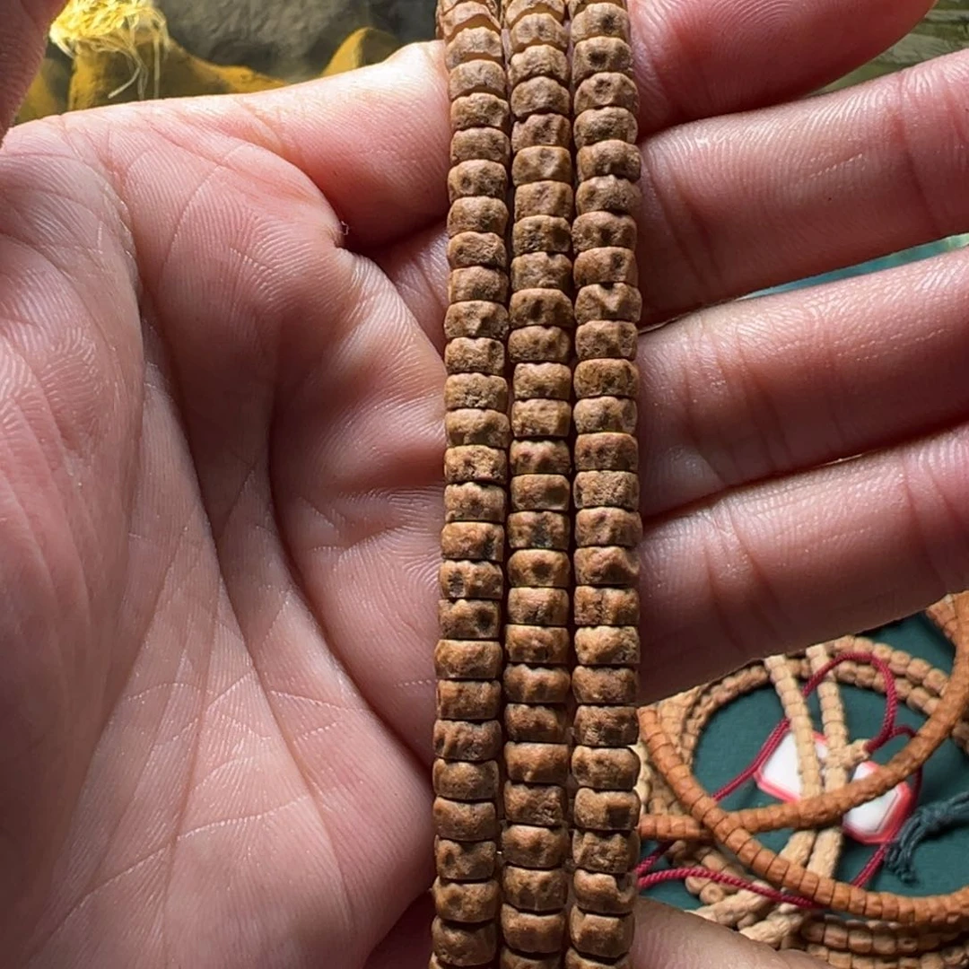 柏香籽/百香籽吊坠a****eA20